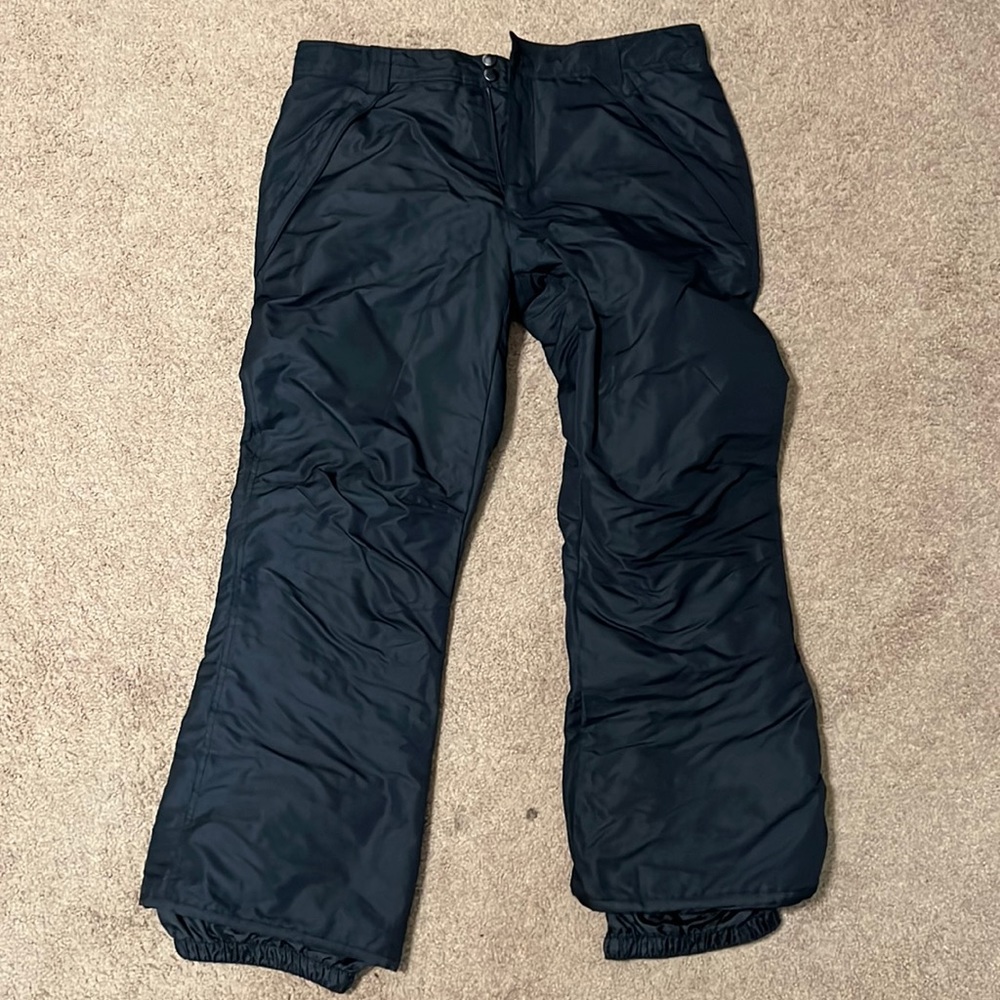 Snowboarding pants